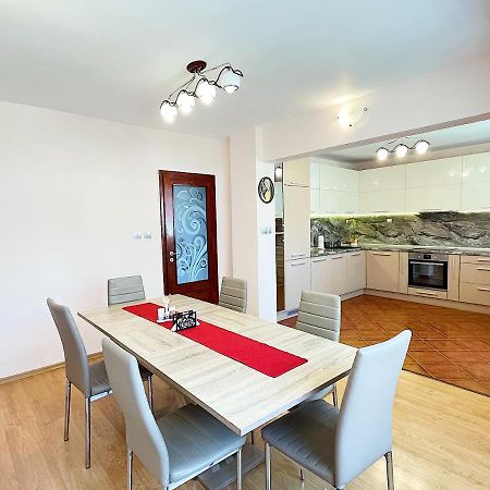 Spacious And Bright Maisonette Varna Center Eksteriør billede